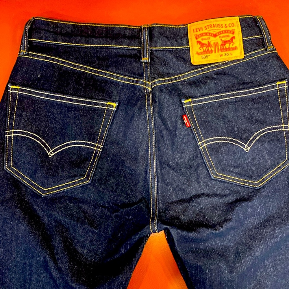 Levi’s jean short NWOT. Never worn still pristine.